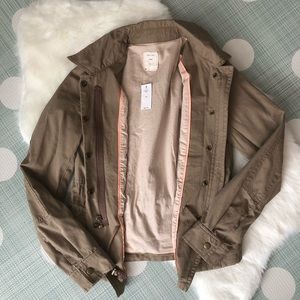Gap Short Utility Jacket in Tan